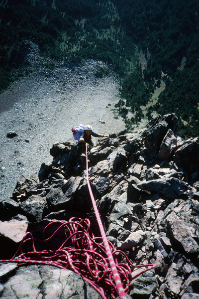 Linda tops out on the West Ridge onto the summit ridge of Mount Washington